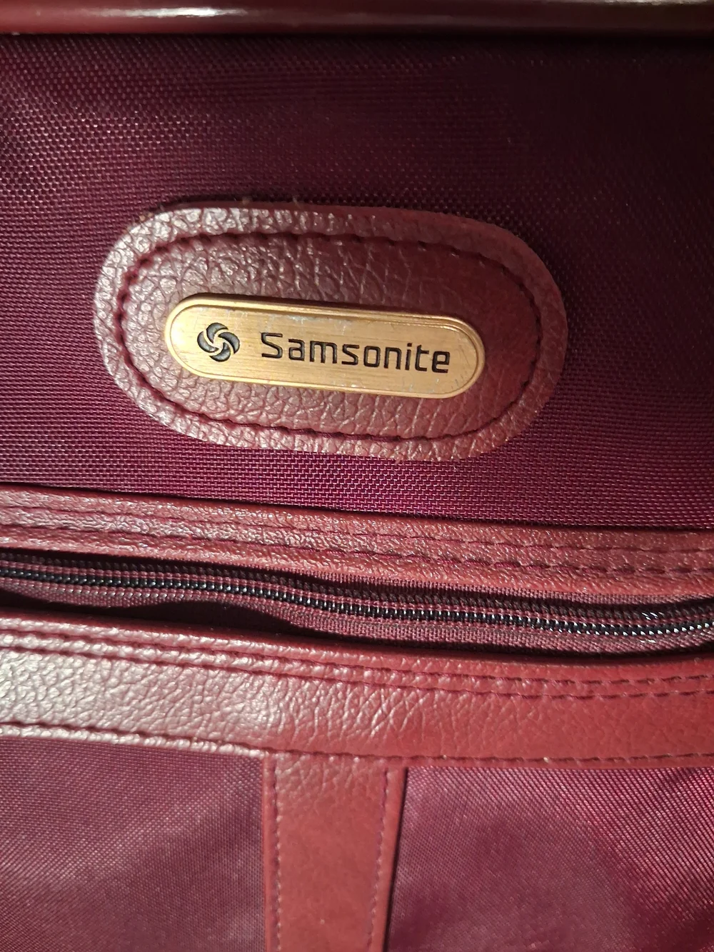 Samsonite Burgundy Shoulder Bag